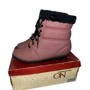 Revelations Vintage w/Box & Receipt Women’s Pink Lace-Up Winter Boots Size 6